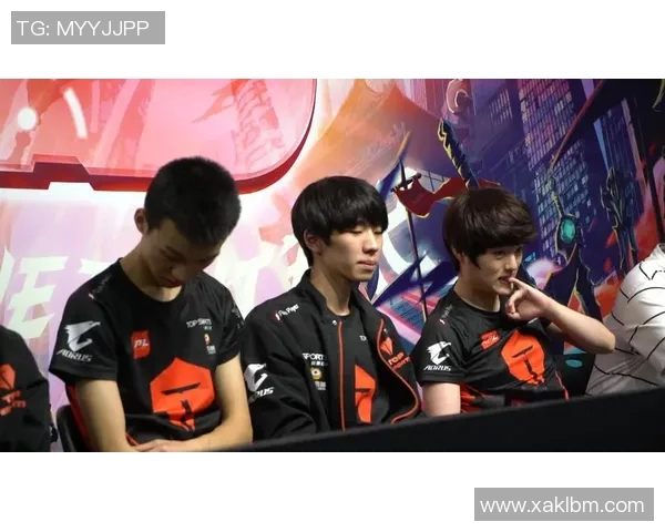 洲际赛中BLG团队配合表现分析与战术探讨 洲际赛中BLG团队配合表现分析与战术探讨