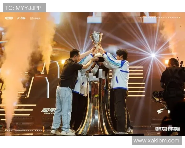 S15LOL赛事与和平精英热议FPX实力争议引发电竞圈广泛讨论实时数据